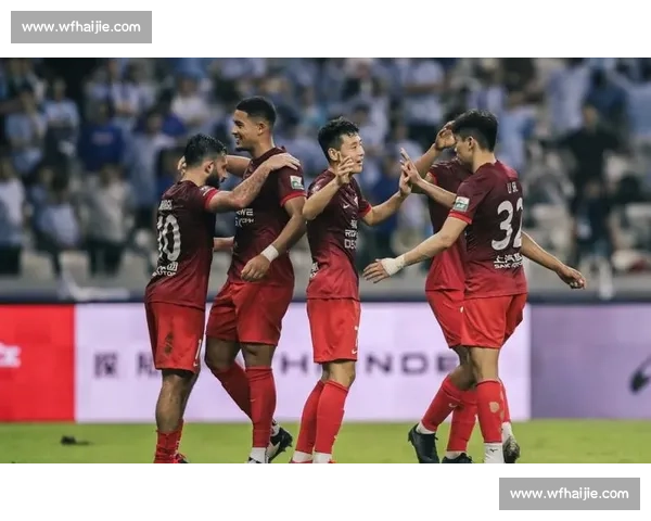 恒大对决上海上港焦点之战揭示中超争冠赛季新格局走向