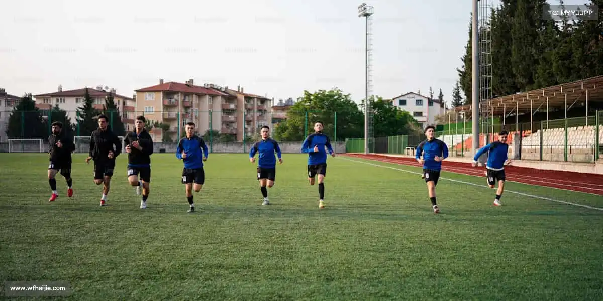 <strong>UED</strong>⚽脚尖下的激情，篮板上的梦想 —— 体育世界，从不缺故事！